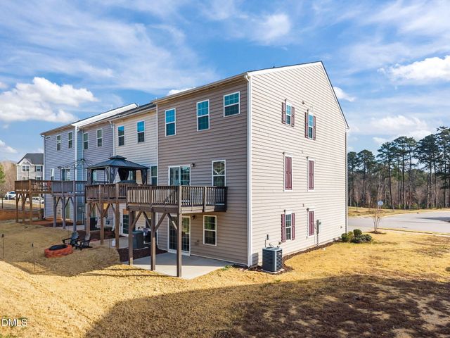 325 Amber Acorn Avenue, Raleigh, NC 27603