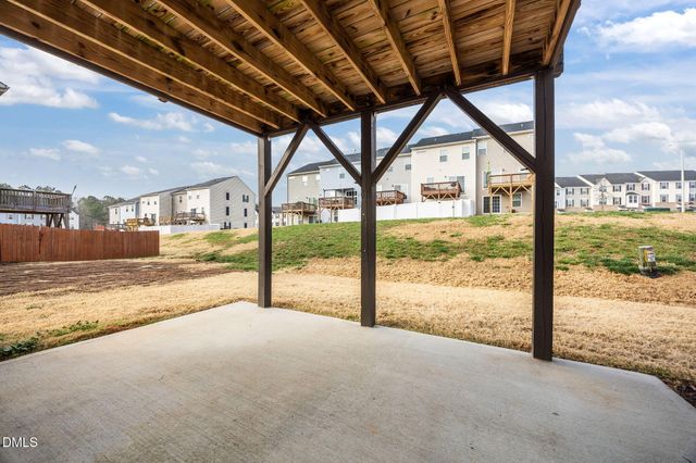 325 Amber Acorn Avenue, Raleigh, NC 27603