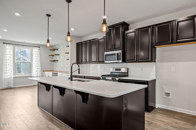 325 Amber Acorn Avenue, Raleigh, NC 27603