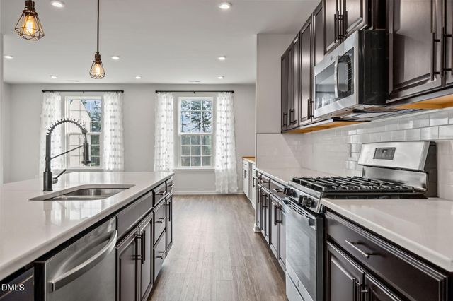 325 Amber Acorn Avenue, Raleigh, NC 27603