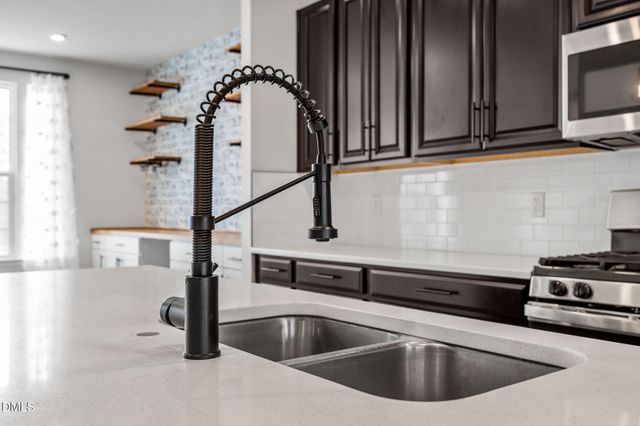 325 Amber Acorn Avenue, Raleigh, NC 27603