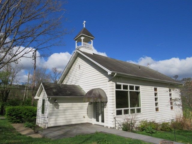 172 Coal Bluff Rd, Union Twp, PA 15332