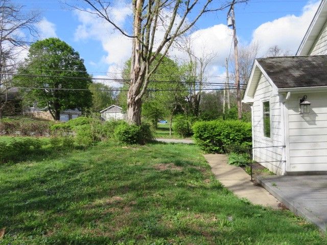 172 Coal Bluff Rd, Union Twp, PA 15332