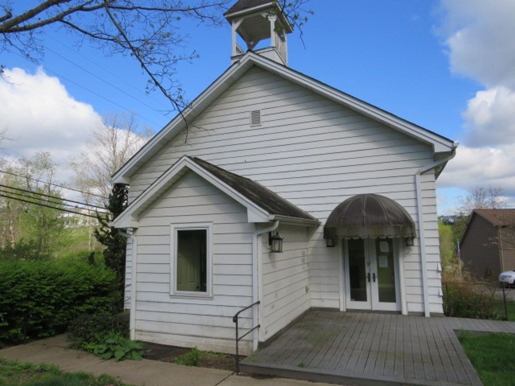 172 Coal Bluff Rd, Union Twp, PA 15332