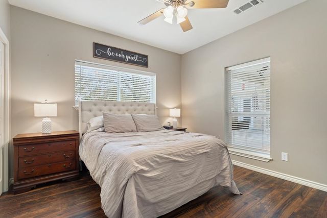 16687 Meadow Crest, Lindale, TX 75771