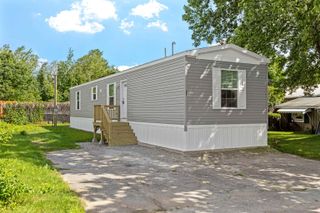 37 Hazel Drive, Concord, NH 03301