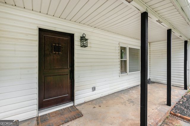 277 Griffin Highway, Gay, GA 30218