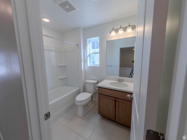 6654 W SKIP ROCK RD, South Jordan, UT 84009