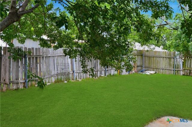 1806 Cedarhill Drive, Killeen, TX 76543