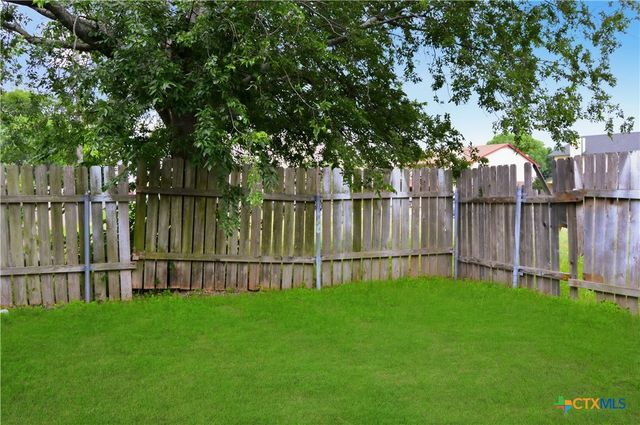 1806 Cedarhill Drive, Killeen, TX 76543