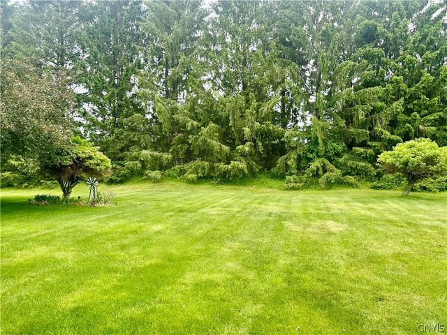 545 Weaver Court, Deerfield, NY 13502