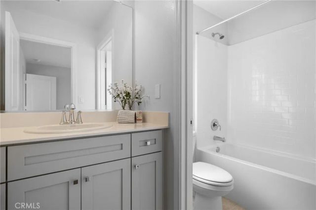 5808 Levanto Street, Bakersfield, CA 93306