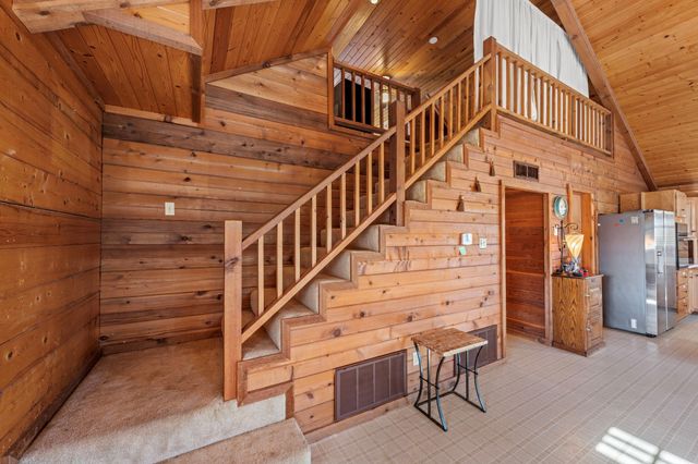 716 Reeh Weinheimer RD, Fredericksburg, TX 78624