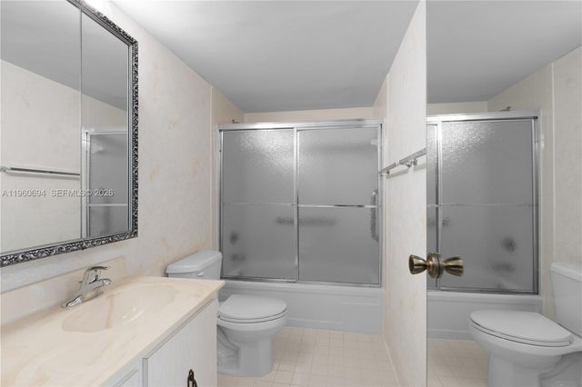 600 Three Islands Blvd 411, Hallandale Beach, FL 33009