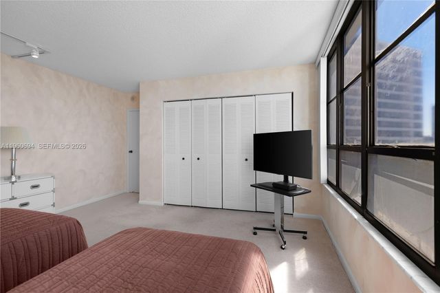 600 Three Islands Blvd 411, Hallandale Beach, FL 33009