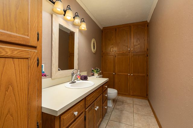 550 W Hubble Drive, Marshfield, MO 65706