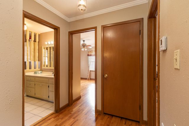 550 W Hubble Drive, Marshfield, MO 65706