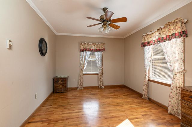 550 W Hubble Drive, Marshfield, MO 65706