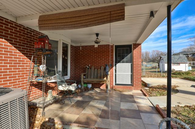 550 W Hubble Drive, Marshfield, MO 65706