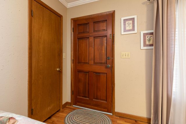 550 W Hubble Drive, Marshfield, MO 65706