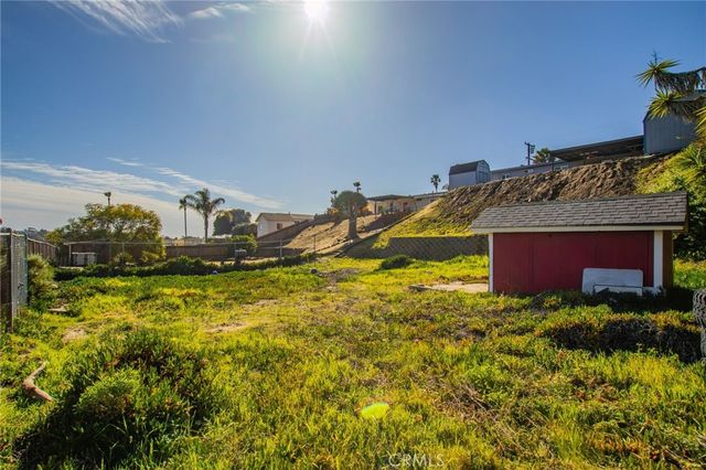 819 Capistrano Drive, Oceanside, CA 92058