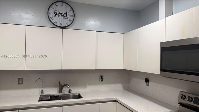 529 SW 79th Ave, Miami, FL 33144