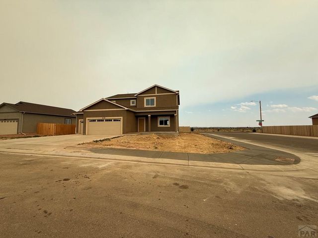 6100 Harper Ln, Pueblo, CO 81008