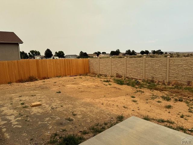6100 Harper Ln, Pueblo, CO 81008