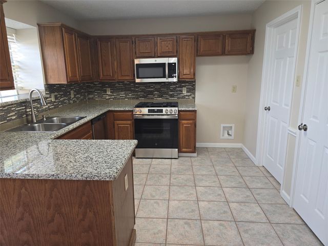 2004 Island View Court, Mesquite, TX 75149