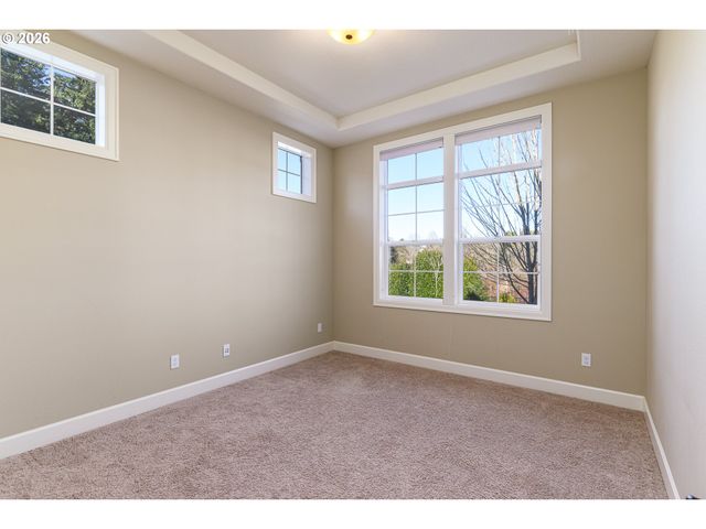 15432 Nw DOMINION Dr, Portland, OR 97229