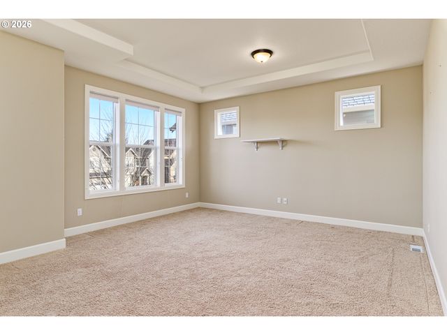 15432 Nw DOMINION Dr, Portland, OR 97229