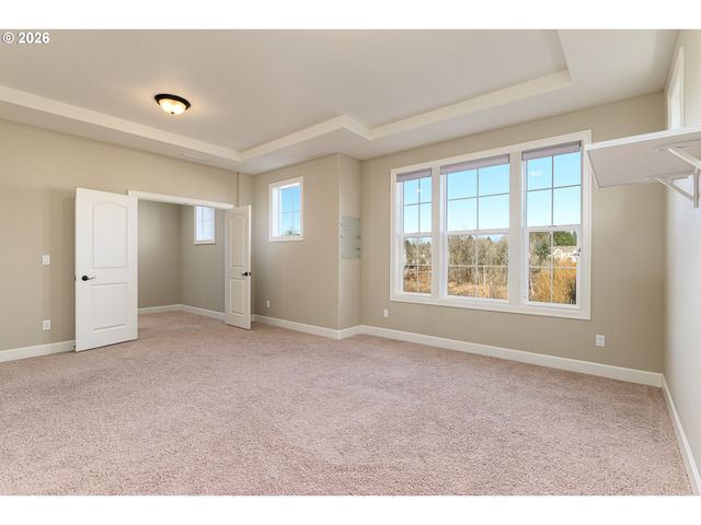 15432 Nw DOMINION Dr, Portland, OR 97229