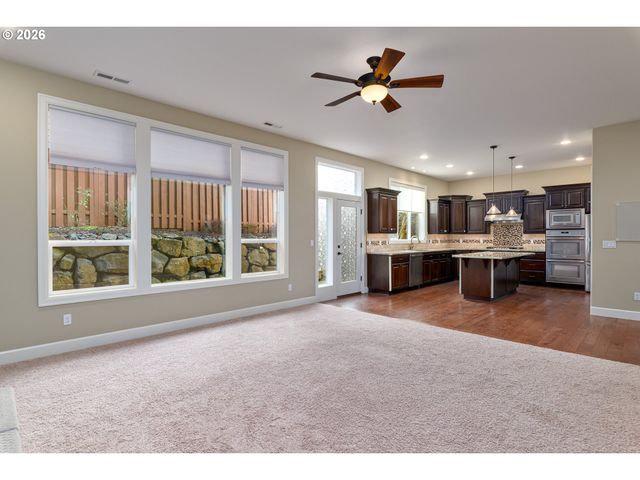 15432 Nw DOMINION Dr, Portland, OR 97229