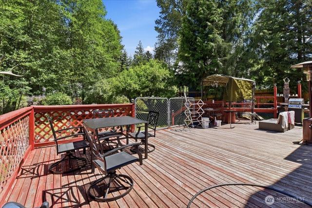 116 Mountain View Drive N, Ashford, WA 98304