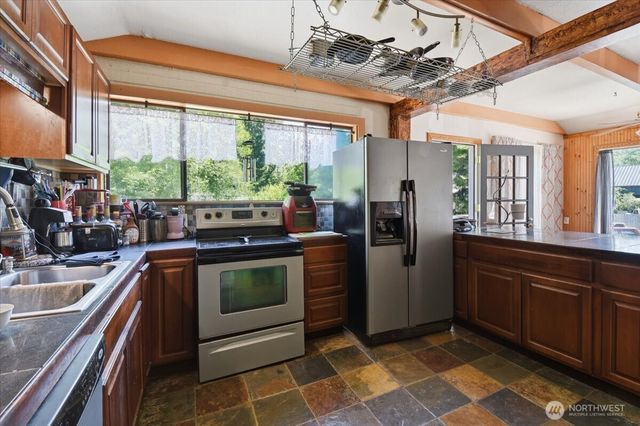 116 Mountain View Drive N, Ashford, WA 98304