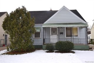 19816 Rosedale Street, Saint Clair Shores, MI 48080