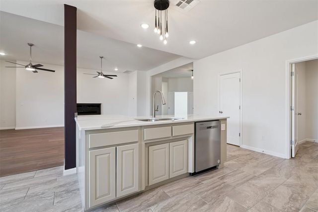 13500 Carlisle Crossing Drive, Yukon, OK 73099