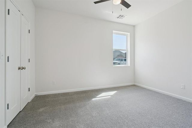 13500 Carlisle Crossing Drive, Yukon, OK 73099