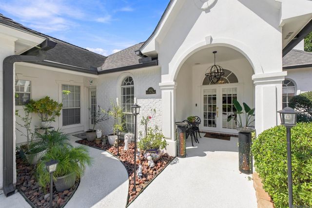 5952 Glen Cove Dr, Saint George, LA 70809