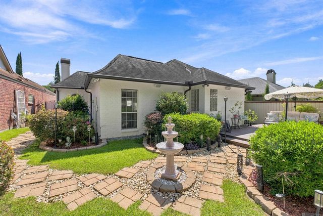 5952 Glen Cove Dr, Saint George, LA 70809