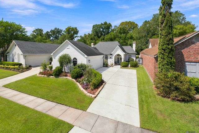 5952 Glen Cove Dr, Saint George, LA 70809