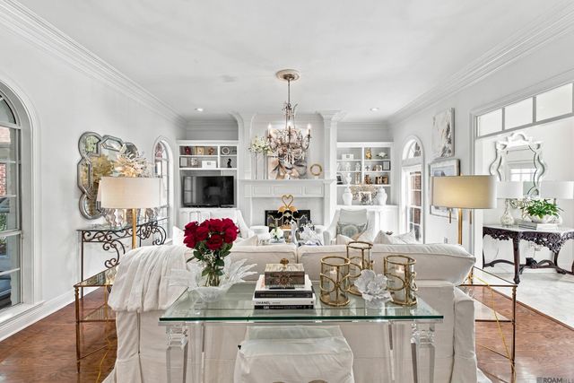 5952 Glen Cove Dr, Saint George, LA 70809