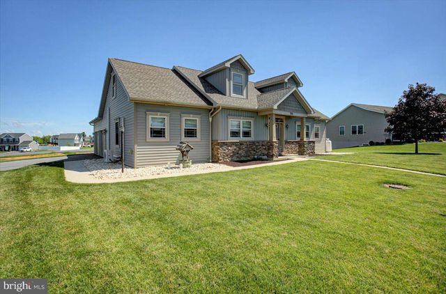702 SOUTHWOOD DRIVE, Shippensburg, PA 17257