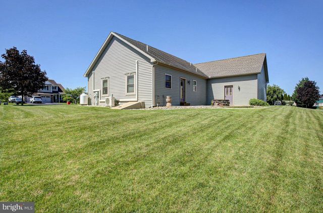 702 SOUTHWOOD DRIVE, Shippensburg, PA 17257