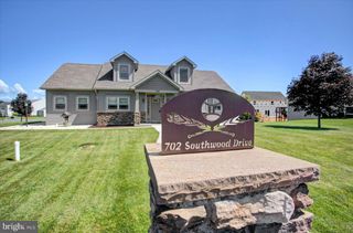 702 SOUTHWOOD DRIVE, Shippensburg, PA 17257