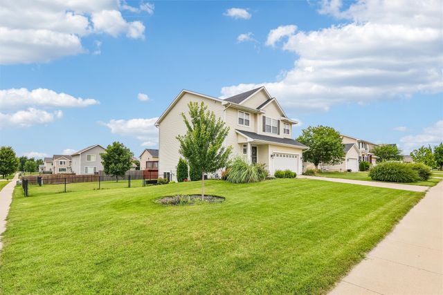 4704 NE Hayes Drive, Ankeny, IA 50021
