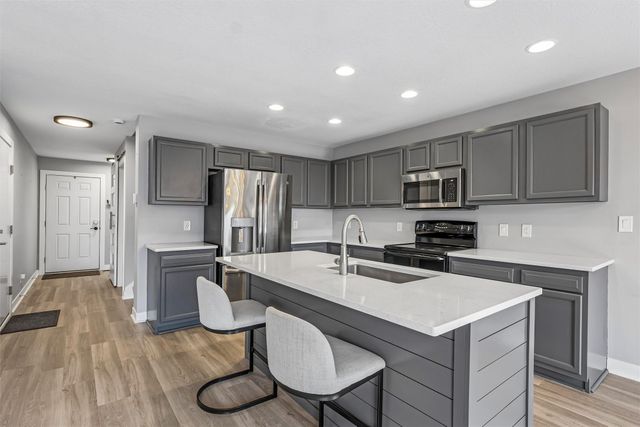 4704 NE Hayes Drive, Ankeny, IA 50021