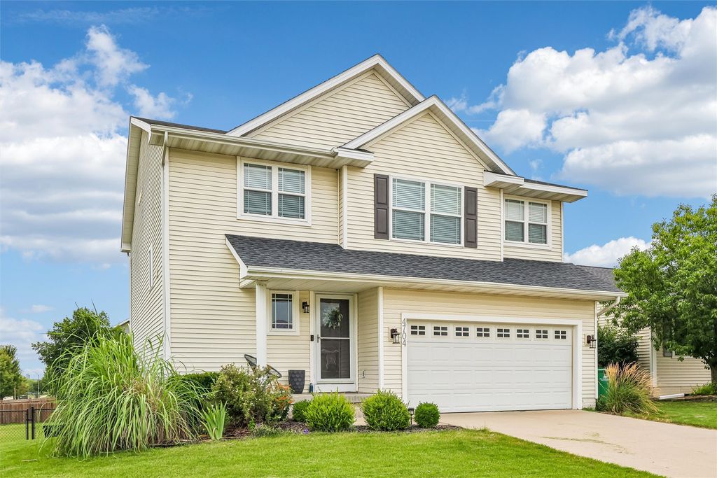 4704 NE Hayes Drive, Ankeny, IA 50021