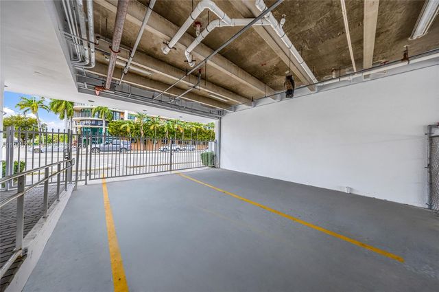 1693 SW 27th Avenue, Miami, FL 33145