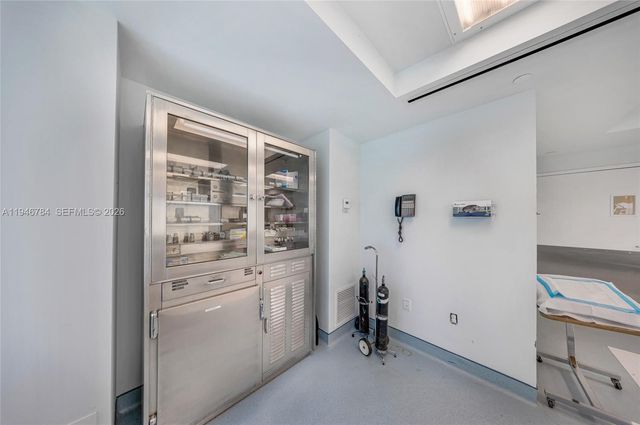1693 SW 27th Avenue, Miami, FL 33145